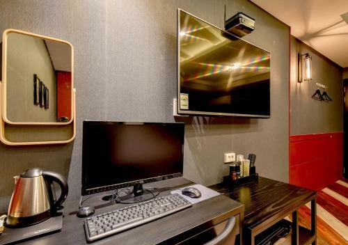 French Code Hotel