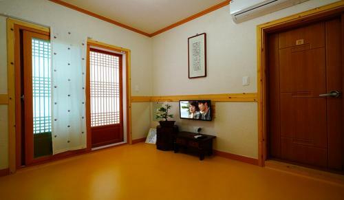 Hostal Beautiful House