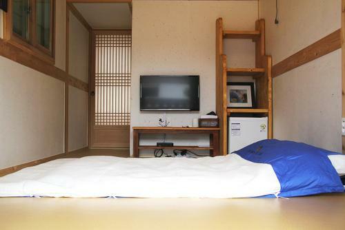 Hostal Yeonwoodang Guesthouse