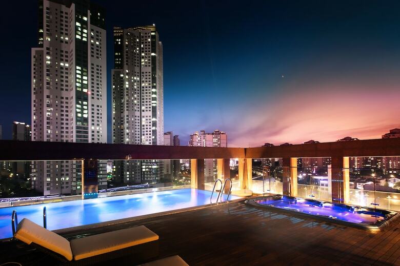 Park Marine Hotel
