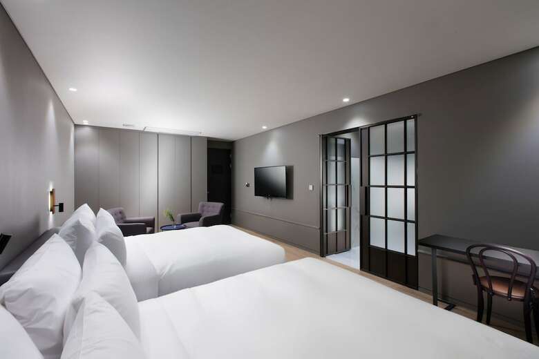 Park Marine Hotel