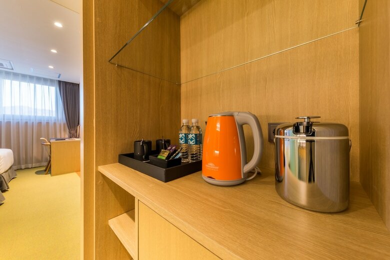 Hotel Howard Johnson By Wyndham Incheon Airport