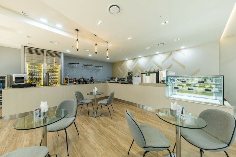 Hotel Howard Johnson By Wyndham Incheon Airport