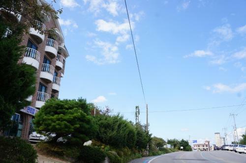 Oasis Motel