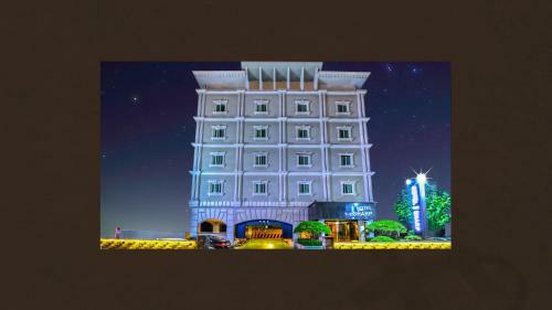 Motel Hotel The Sharp