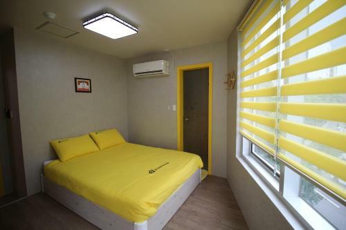 Hostal 24 Guesthouse Nampo Station