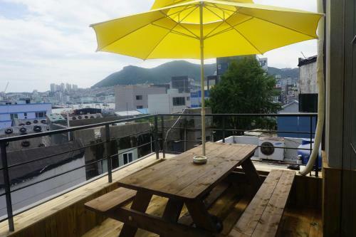 Hostal 24 Guesthouse Nampo Station