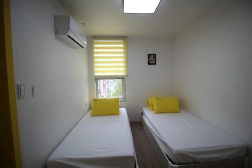 Hostal 24 Guesthouse Nampo Station