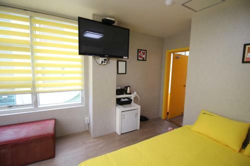 Hostal 24 Guesthouse Nampo Station