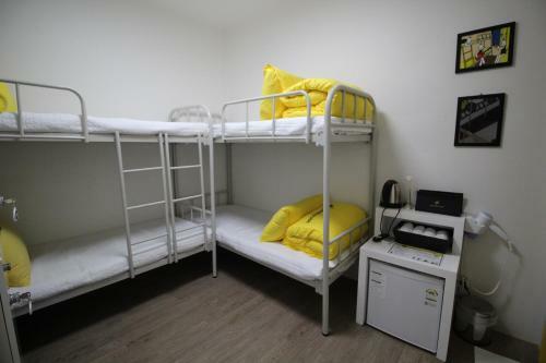 Hostal 24 Guesthouse Nampo Station