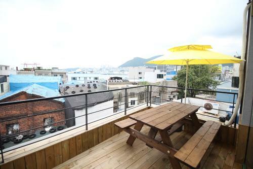 Hostal 24 Guesthouse Nampo Station