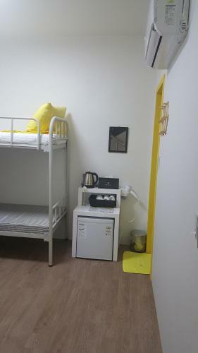 Hostal 24 Guesthouse Nampo Station