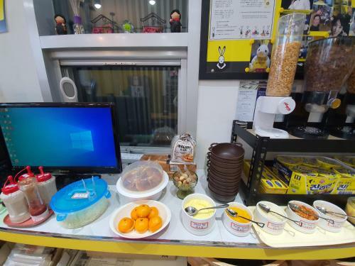 Hostal 24 Guesthouse Nampo Station