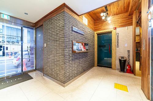 Busan Station Popcorn Hotel