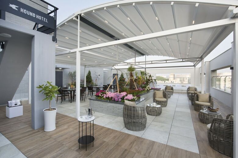 Nampo Hound Hotel Premier