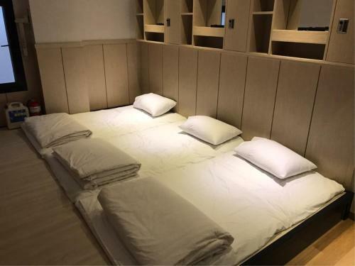 Albergue K 79 Guesthouse