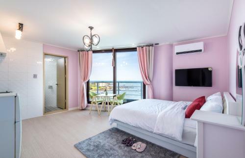 On The Sea Pension
