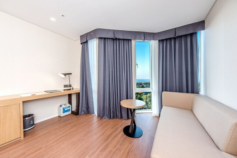 Hotel Sirius