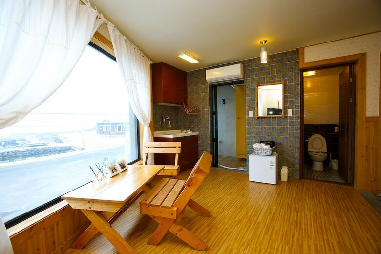 Hostal Sea And Bike