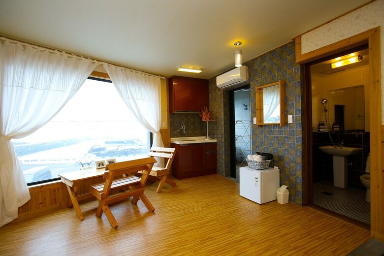 Hostal Sea And Bike