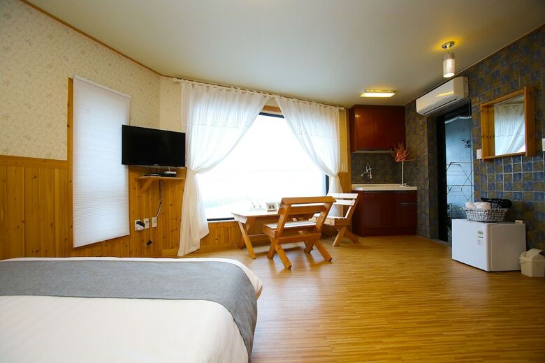 Hostal Sea And Bike