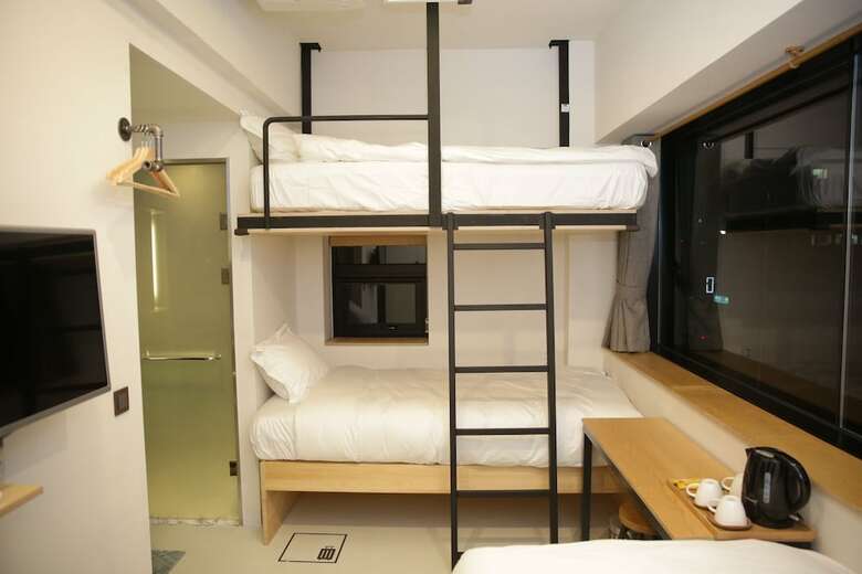 Albergue 96 Bun'z Travelers Lodge