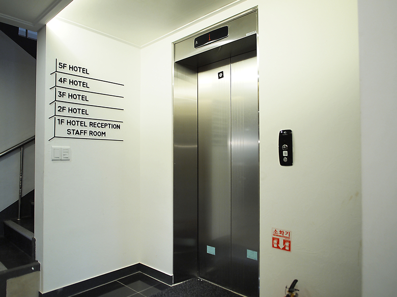 Hotel Park Hill Myeongdong