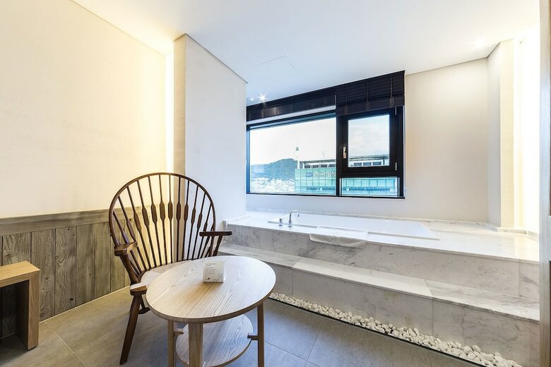 Hotel The Designers Seoul Station
