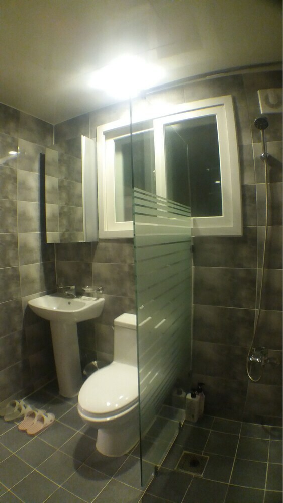 Hostal Naru Guesthouse