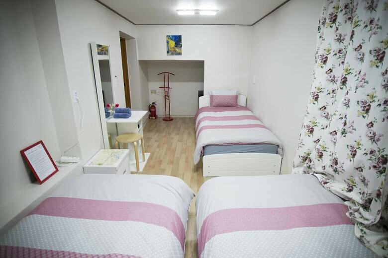 Hostal Jeong House