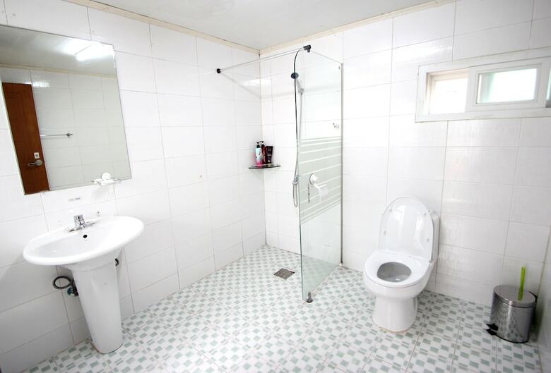 Hostal Jeong House
