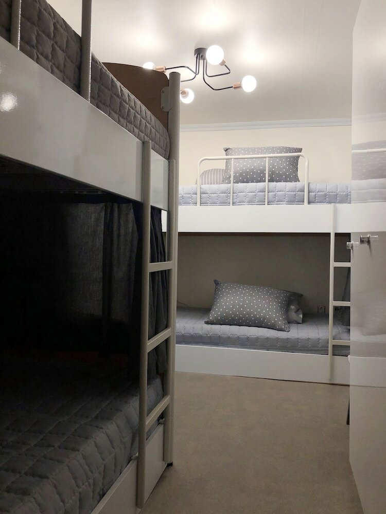 Hostal Jun Guesthouse