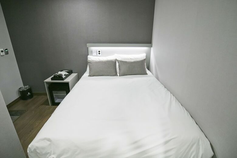 Hostal Philstay Myeongdong Station