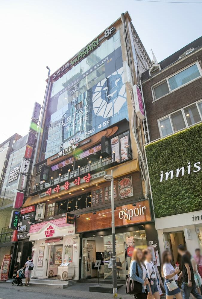 Hostal Philstay Myeongdong Station