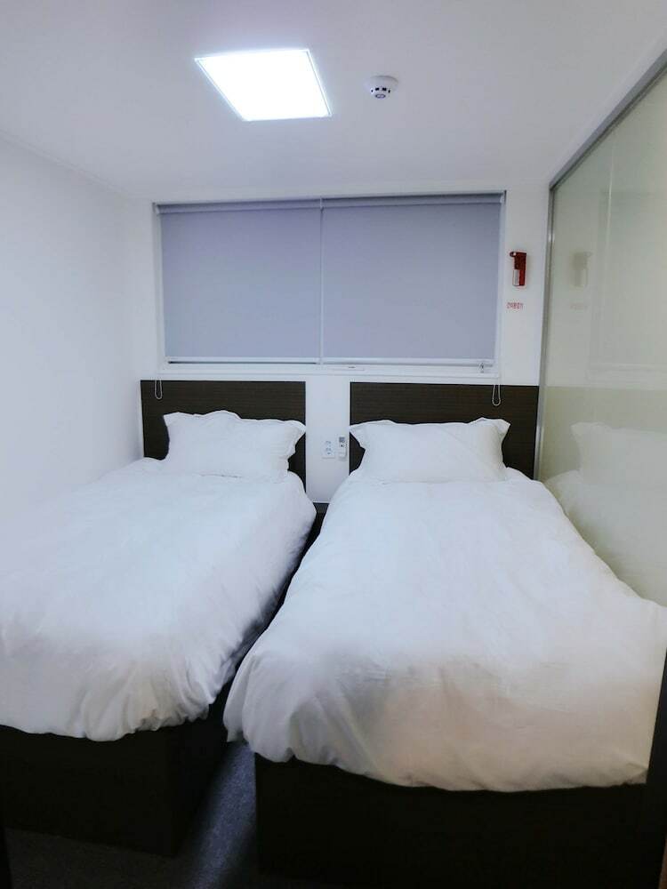 Philstay Myeongdong Central Hotel