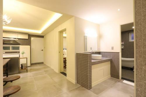 Boutique Hotel February Songjeong