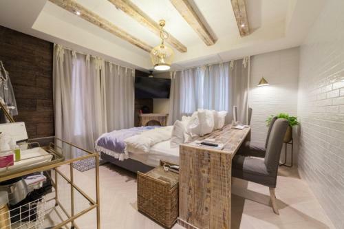 Boutique Hotel February Songjeong