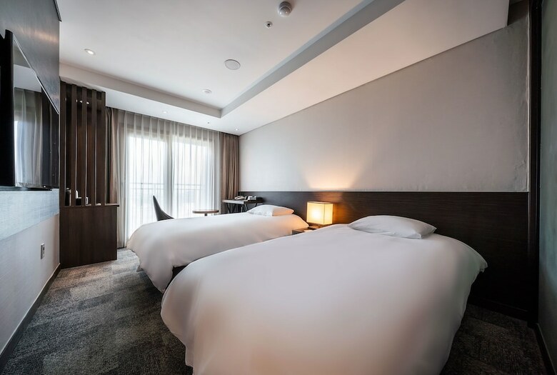 Golden Tulip Jeju Seongsan Hotel