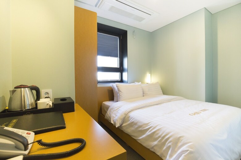 Grid Inn Hotel