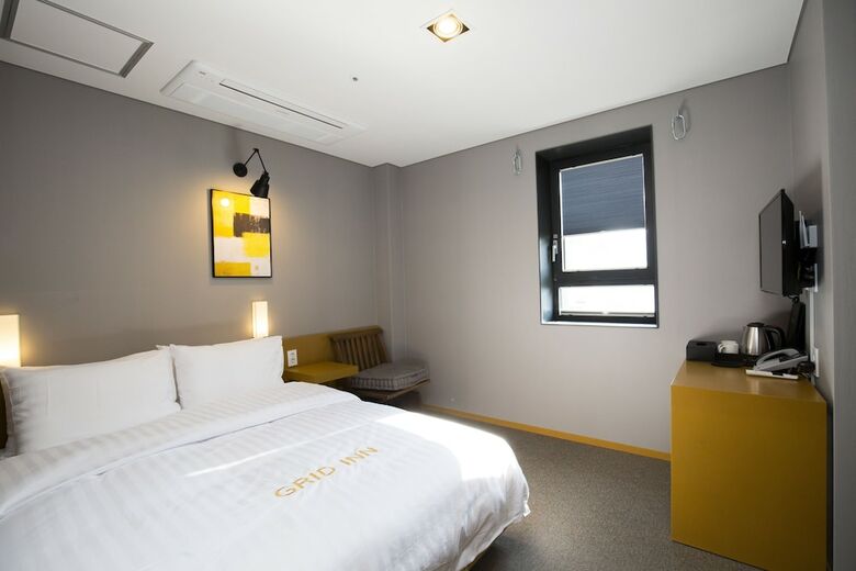 Grid Inn Hotel