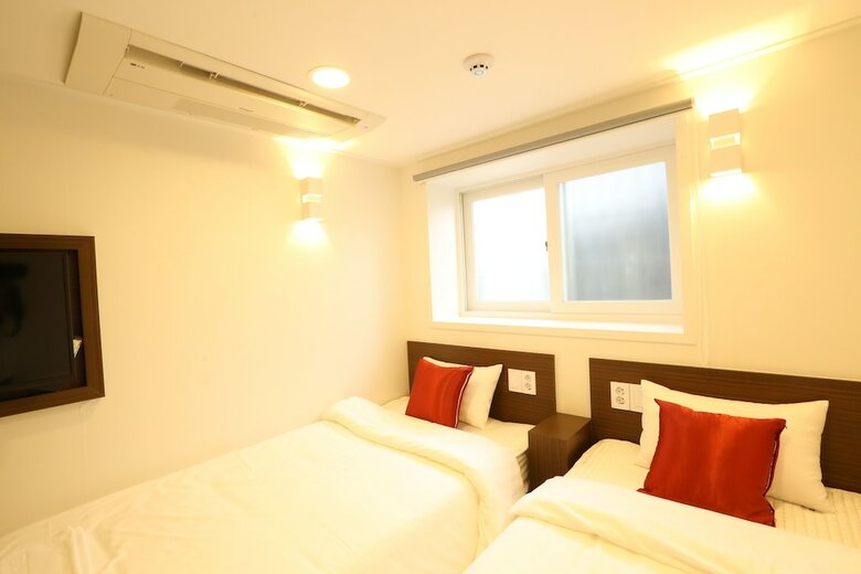 Hostal Tripstay Myeongdong