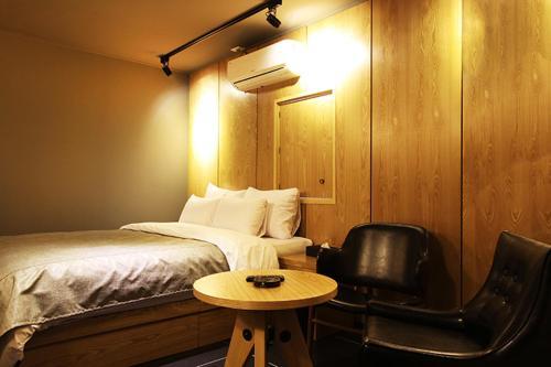 Motel Dongdaemun La Tree Hotel