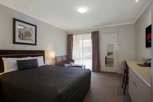 Elm Tree Motel