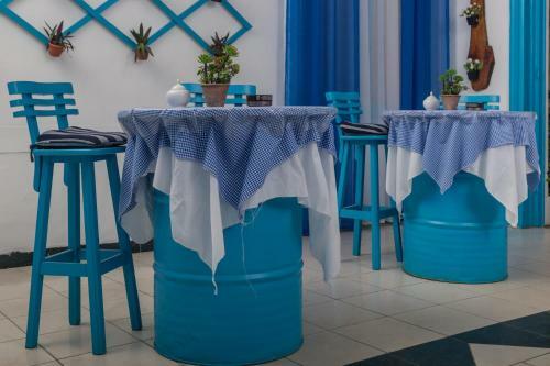 Albergue Acropole Hotel