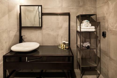 Hotel Snob Boutique Stay
