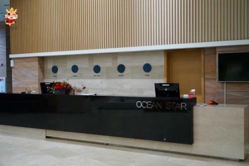 Hotel Phoenix Island Ocean Star Resort