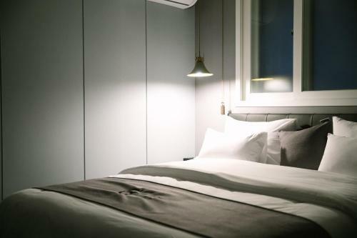 Motel Tongyeong Boutique Hotel Gray