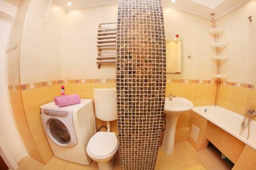 Apartment On Tolebaeva 32