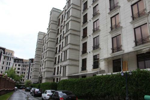 Apartments Zhk "rieniessans"