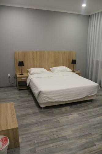 Hotel Inju Hills